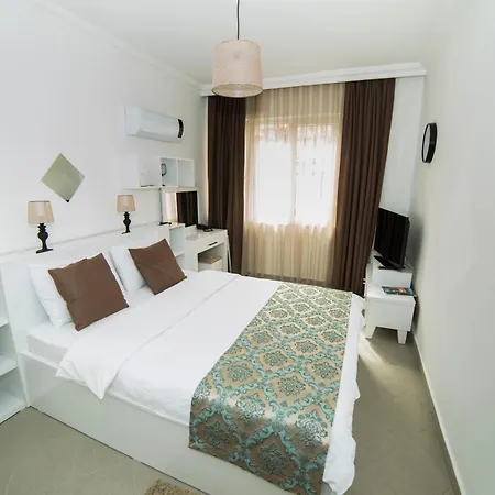 Old Town ホテル フェティエ