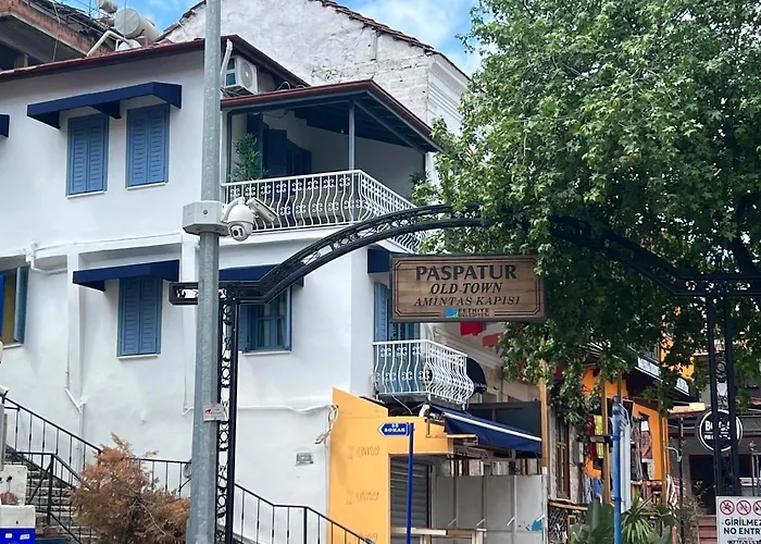 מלון Old Town
